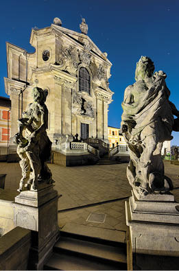 Kniha “ esk republika BAROKO - Libor Sv  ek" - prv  vyd n  rok 2017 Photographer: Libor Svacek; box@fotosvacek.cz; Mobile: +420 602428001; 